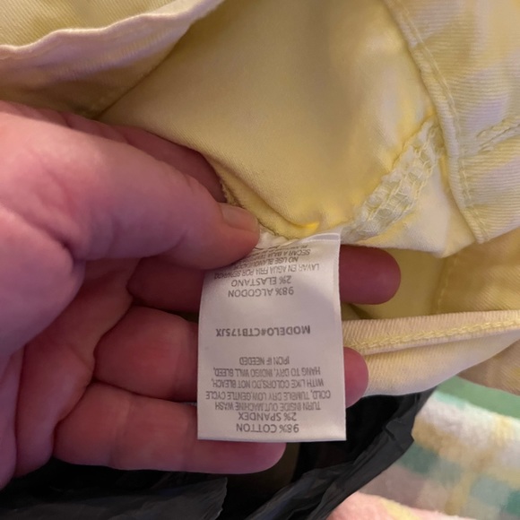 Lightly distressed jean jacket - Picture 9 of 13